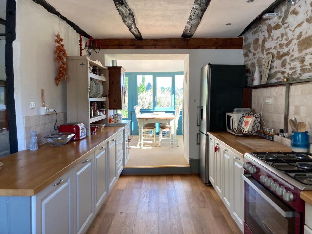 La Maison Charmante D'Elisabeth Saint-Ybard Esterno foto