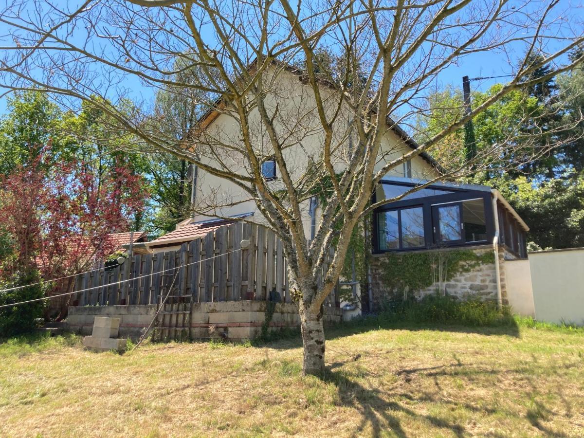 La Maison Charmante D'Elisabeth Saint-Ybard Esterno foto