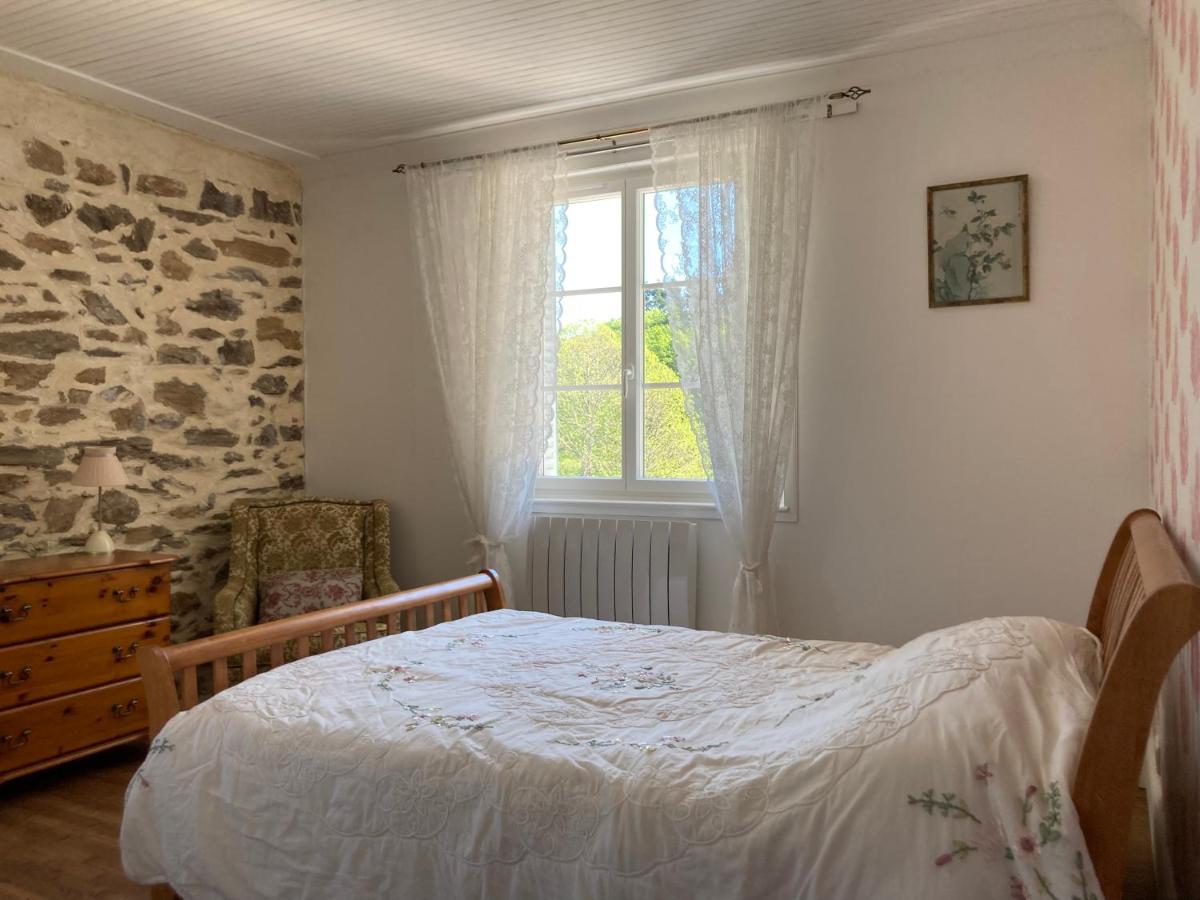 La Maison Charmante D'Elisabeth Saint-Ybard Esterno foto